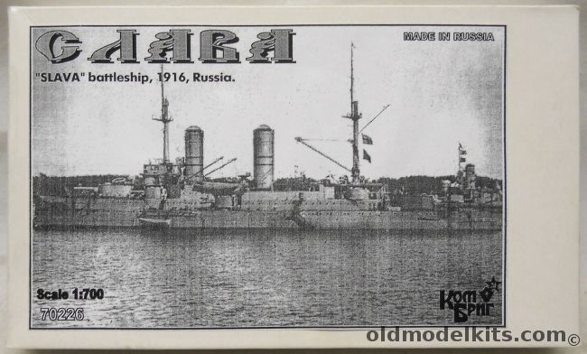 Combrig 1/700 Slava Russian Battleship 1916, 70226 plastic model kit